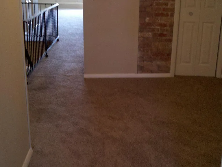 102 E Carroll St #H — Photo 2