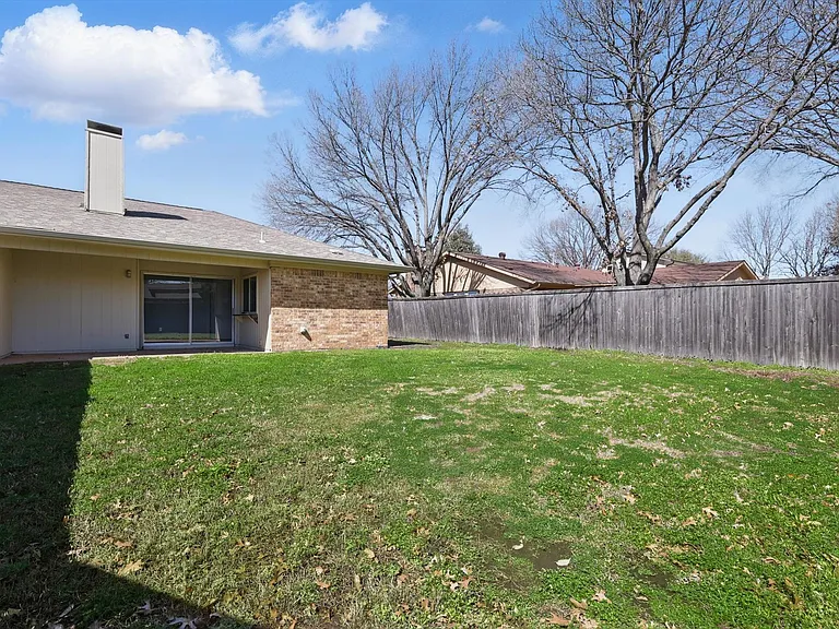 338 Edgewood Dr — Photo 28