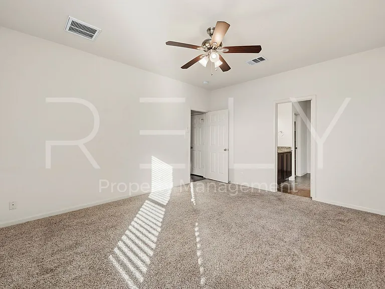 1405 Sunny Meadows Loop — Photo 19