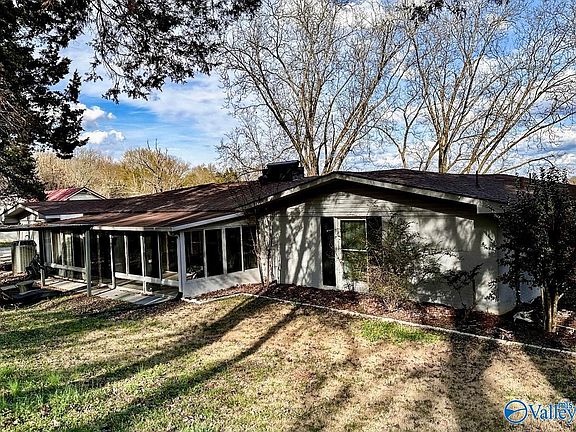 3rd image of 11017 Mount Charron Rd NW