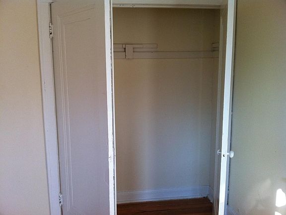 4th image of 4045 N Laporte Ave APT E3