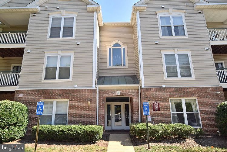 1st image of 6583 Grange Ln Unit 202