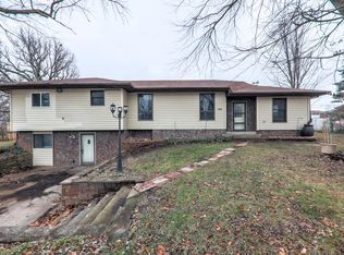 1506 S 5th Ave, Ozark, MO 65721