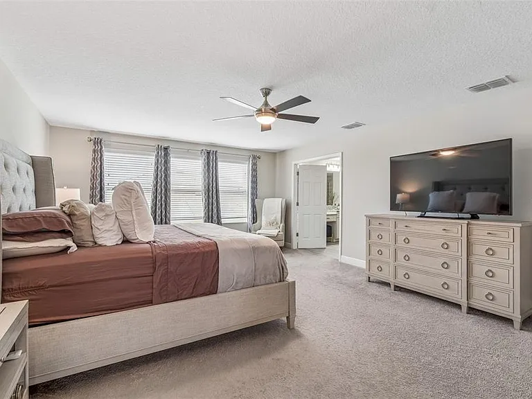 19328 Breynia Dr — Photo 32