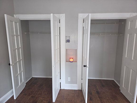 3rd image of 809-811 W Linden St #1