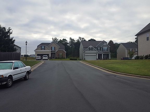 4th image of 6600 Minstrel Ct