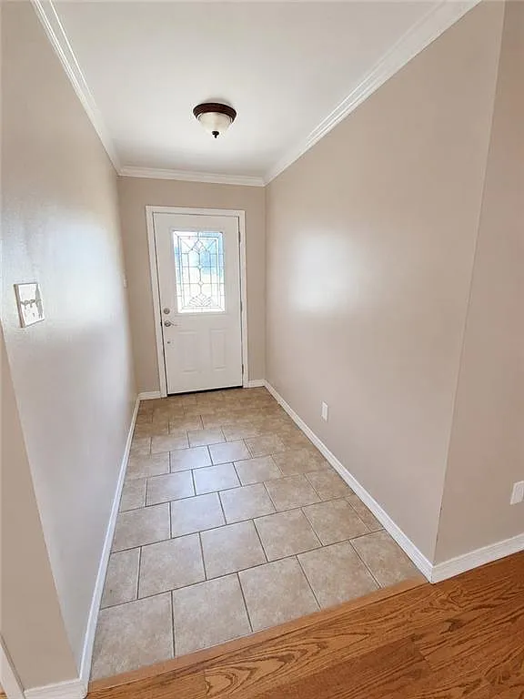 4 bed, 2.0 bath, 1722 sqft, $1,850 — Photo 2