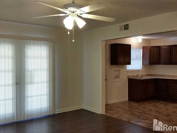 3rd image of 3736 Hogan Dr