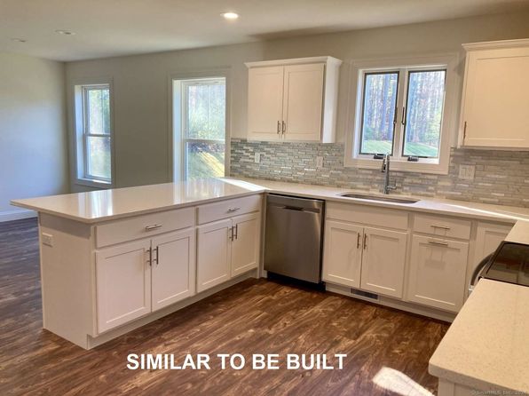 8 Jordan Ln, Colchester, CT 06415