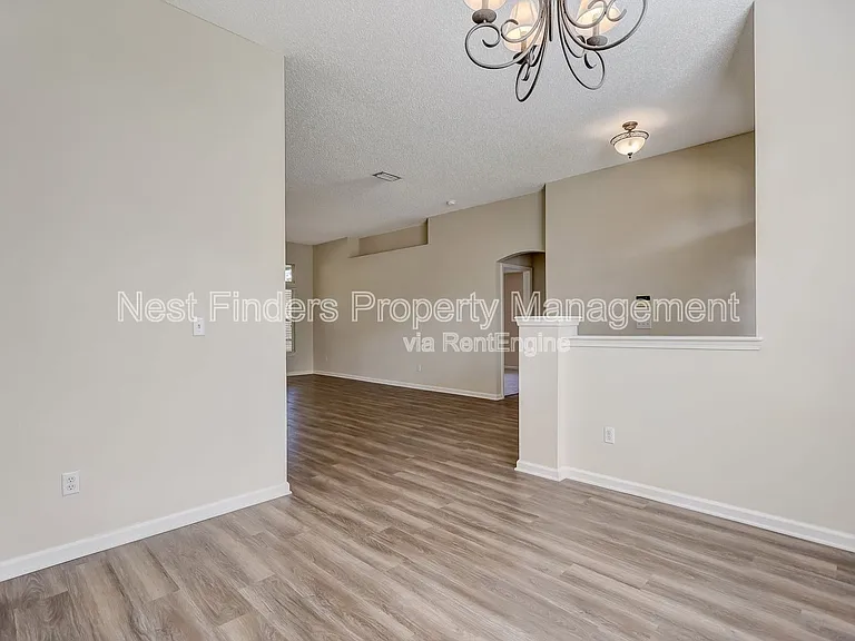 749 Grand Parke Dr — Photo 10