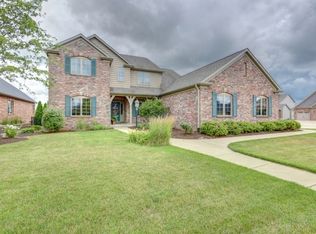 4907 Peifer Ln, Champaign, IL