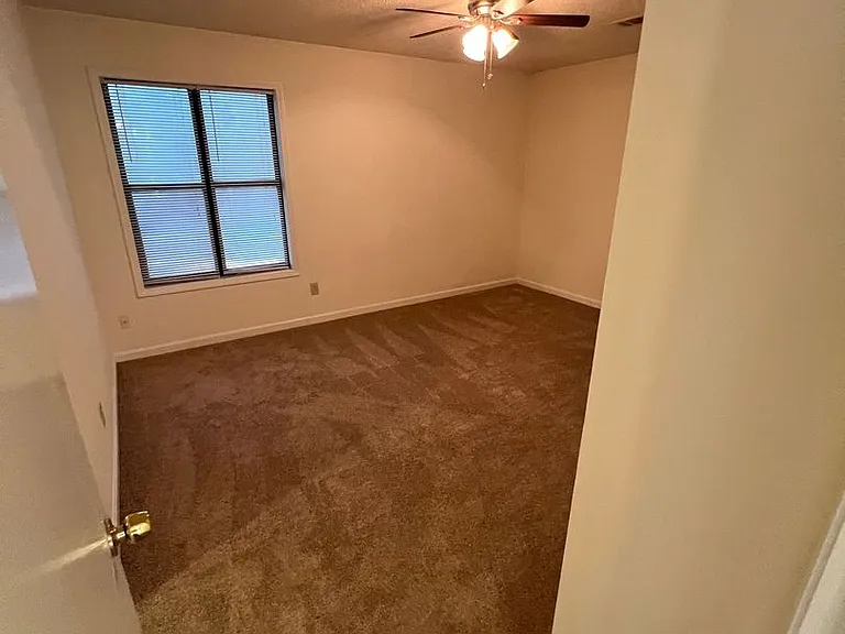 2633 Dorian Drive — Photo 13