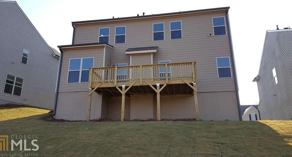 2nd image of 1958 Briarcliff Way