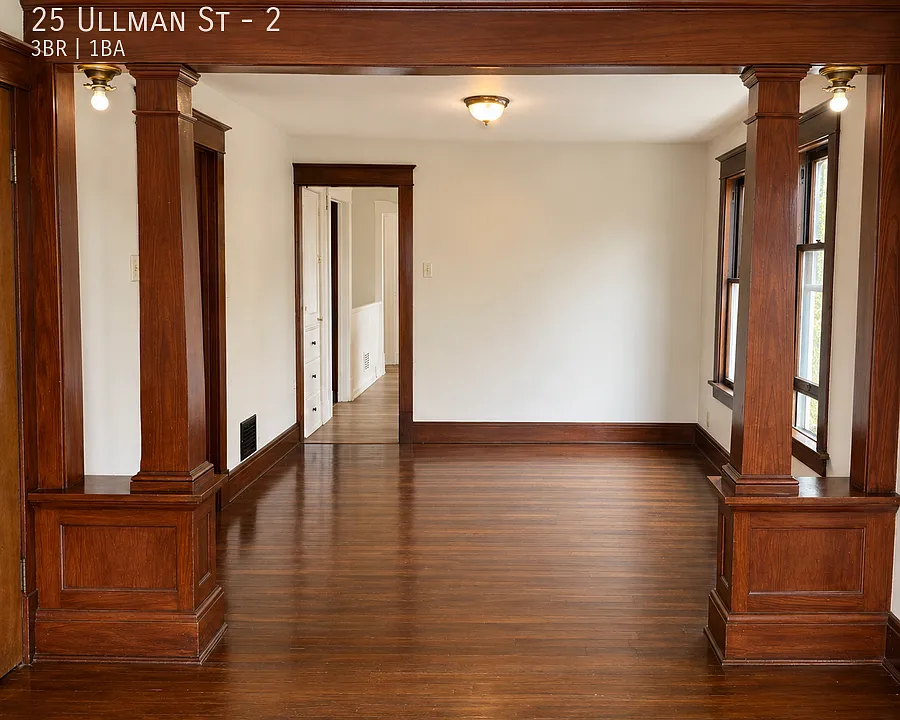 25 Ullman St #2