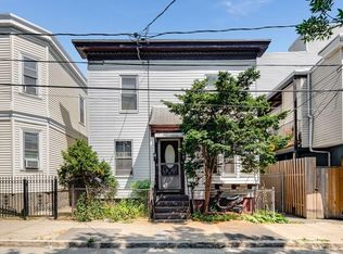 3 Lynn St, Chelsea, MA 02150