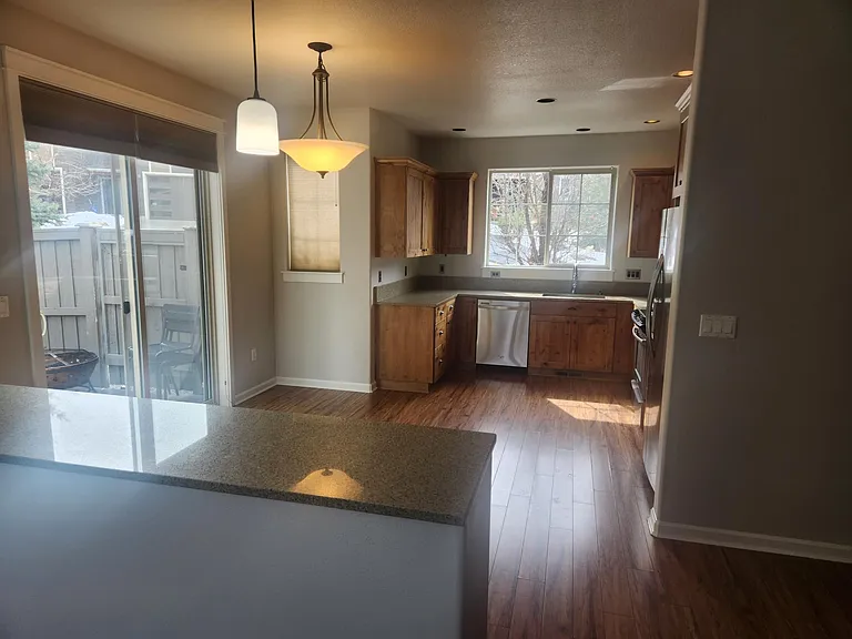 2364 NW Debron Ln — Photo 5