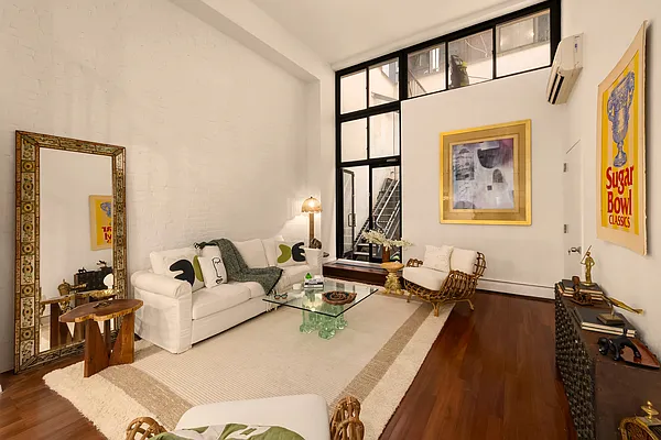 Living room, photo 3