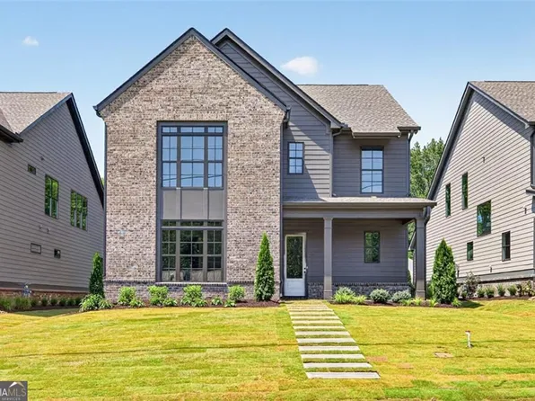 5812 Mitchell St, Flowery Branch, GA 30542