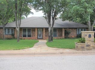 110 Fawn Trl, Graham, TX 76450