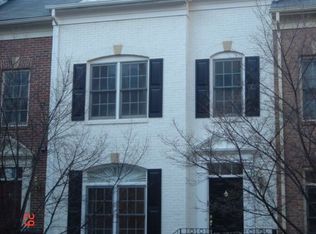 1322 N Adams Ct, Arlington, VA 22201