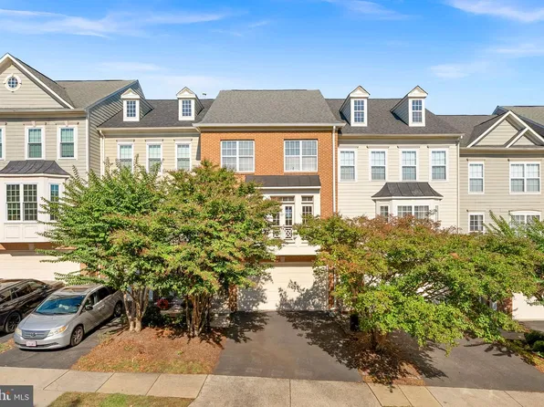 43756 Lees Mill Sq, Leesburg, VA 20176