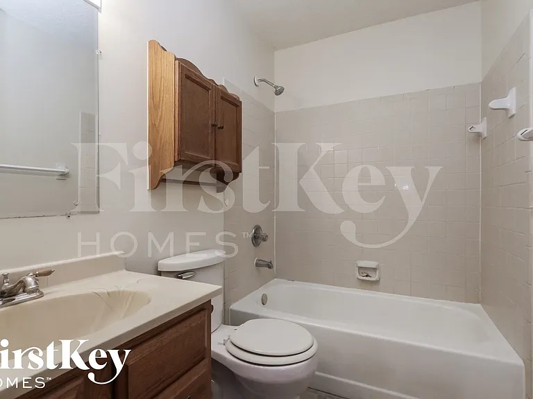 8611 Gandy Ct — Photo 14