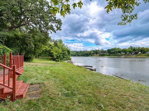 4th image of 9316 W River Rd