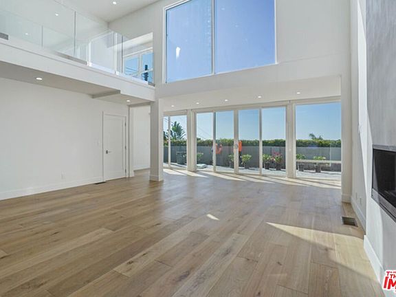 4th image of 7263 Birdview Ave