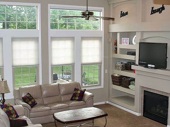 3rd image of 3302 Berwin Dr