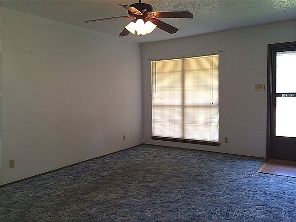 5th image of 13209 Harbor Dr