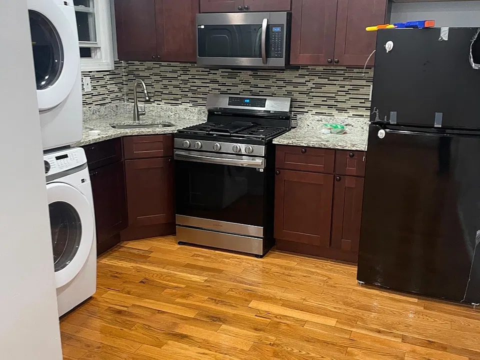 46 Prospect Ave #2
