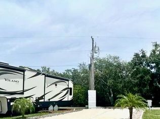 131 Bahia Dr, Palmetto, FL 34221