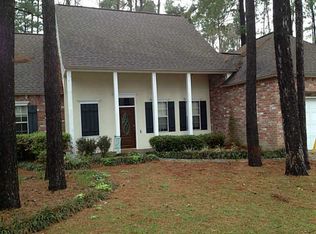 1225 Glendale Dr, Mandeville, LA 70471