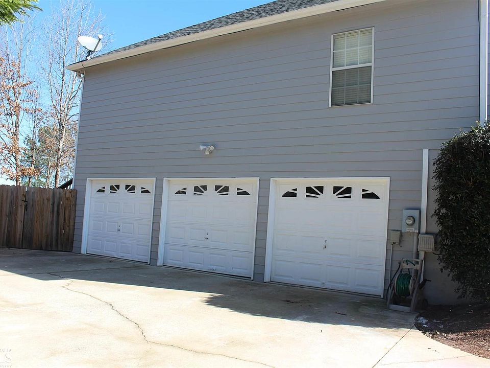 2nd image of 112 Hickory View Ln