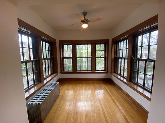2nd image of 5322 N Glenwood Ave #1