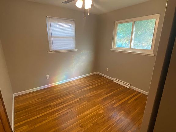 2nd image of 539 Lynn Haven Ln