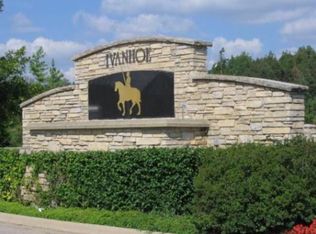 21850 W Murfield Ct, Mundelein, IL 60060