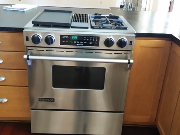 3rd image of 501 E Orchid Ln
