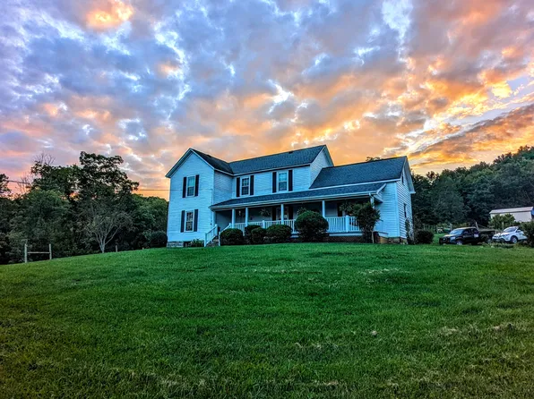 5929 Botetourt Rd, Fincastle, VA 24090