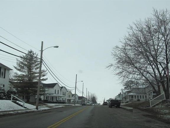 4th image of 741 South St