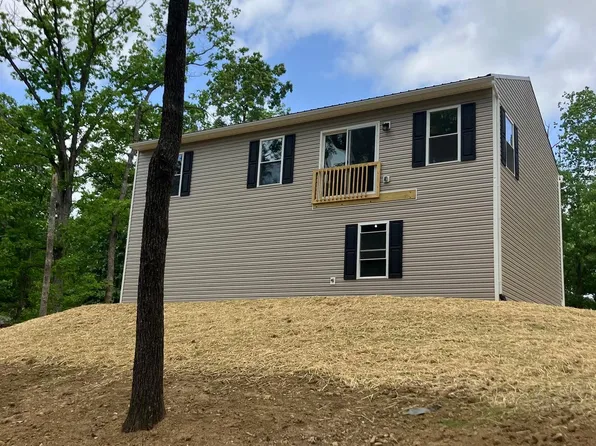 551 Maverick Trl, Hedgesville, WV 25427