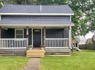 1118 6th Ave, Lake Odessa, MI