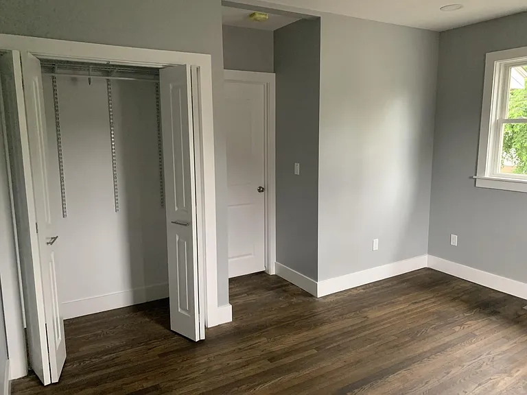 2 Rockview Ave #1 — Photo 16