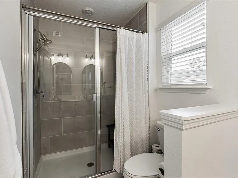 692 NW 126th Ter #692 — Photo 10
