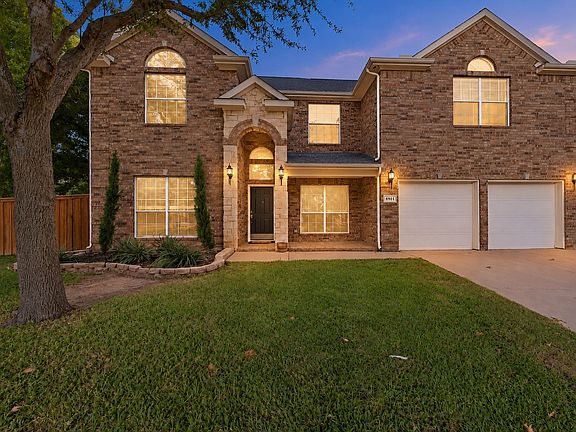 2nd image of 4901 Giordano Way