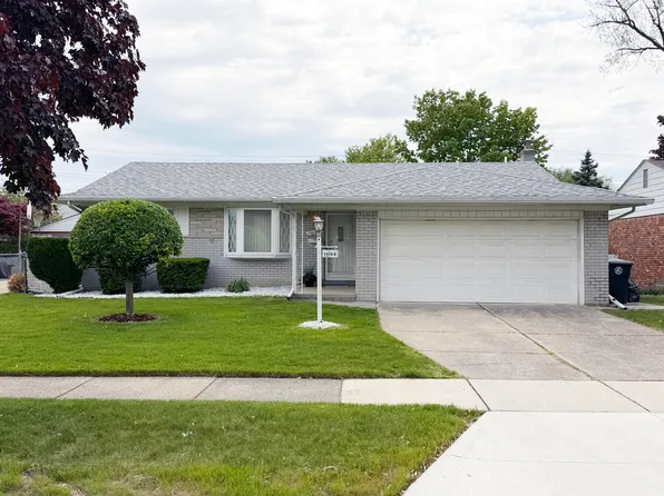 14165 Alexander St, Livonia, MI 48154