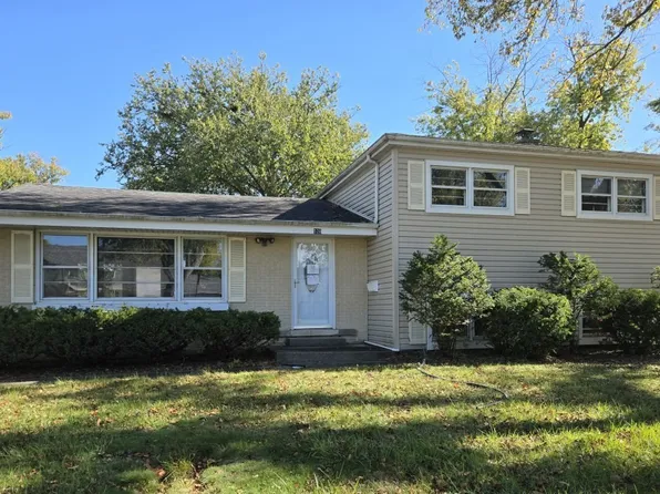 528 W Winchester Rd, Chicago Heights, IL 60411