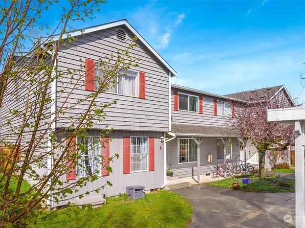 15714 Admiralty Way #B, Lynnwood, WA 98087