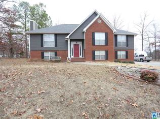 105 Forest Hills Rd, Alabaster, AL 35007