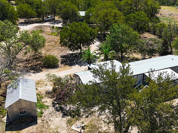 2nd image of 1724 OLD LEHMANN RD